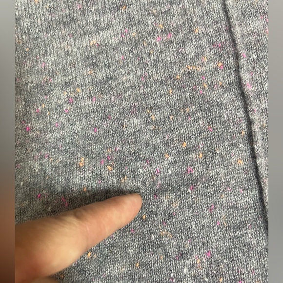 Subtleluxury gray oversized 100% cashmere V-neck Sweater size S/M - Picture 11 of 11